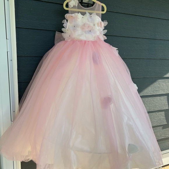 Girls pink dress